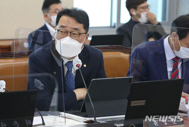 /뉴시스  더불어민주당 윤영찬 의원