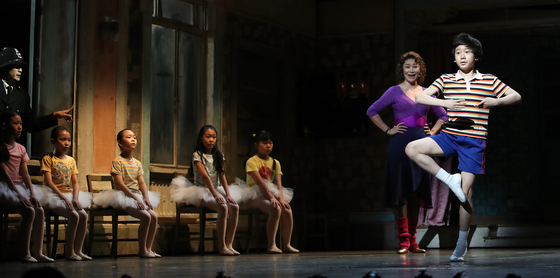 Korean production of ″Billy Elliot″ is back on stage for the first time in four years. [NEWS1]
