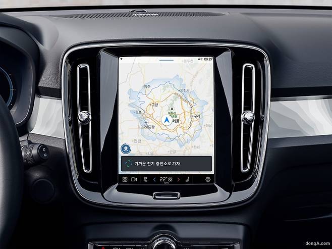 볼보 SKT 통합형 인포테인먼트 시스템