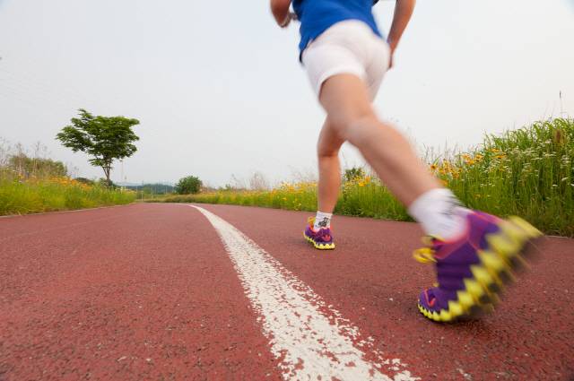 운동 효과를 높이기 위해서는 적당량의 탄수화물 섭취가 중요하다./사진=클립아트코리아