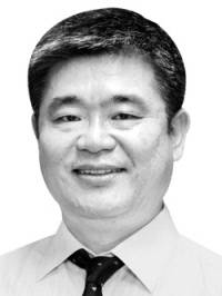 이중근 논설주간