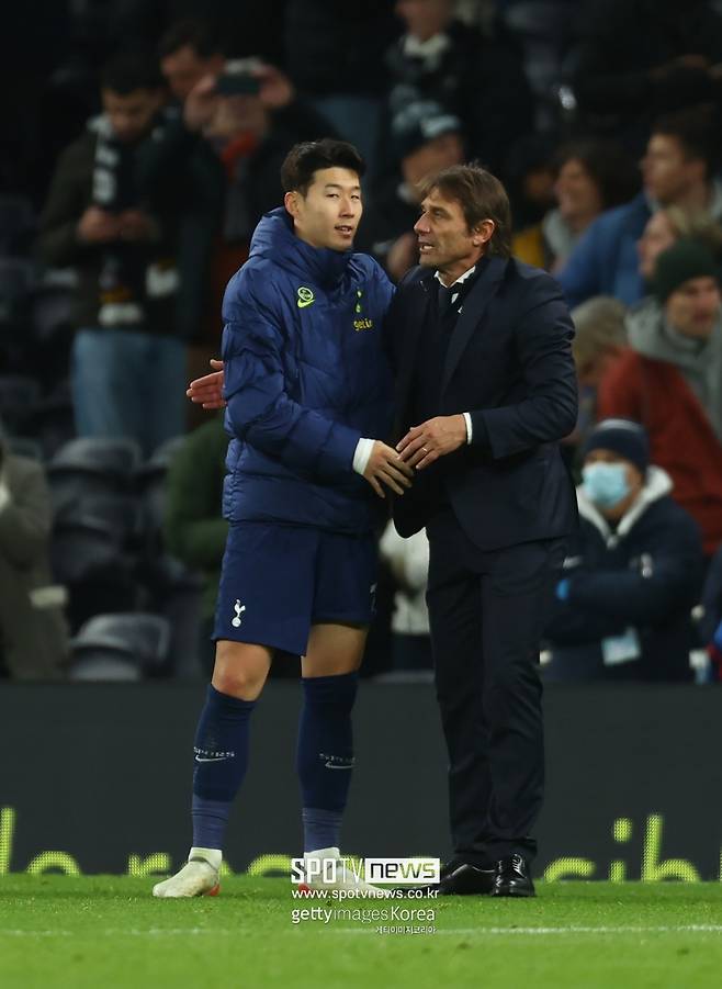 ▲ 손흥민과 안토니오 콘테