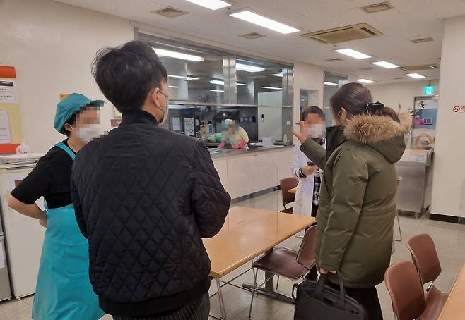 동해시, 구내식당 점검 [동해시 제공. 재판매 및 DB 금지]