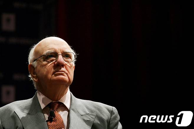 20세기 가장 위대한 중앙은행 총재로 평가받은 폴 볼커 전 연방준비제도이사회 의장. © 로이터=뉴스1 © News1 박형기