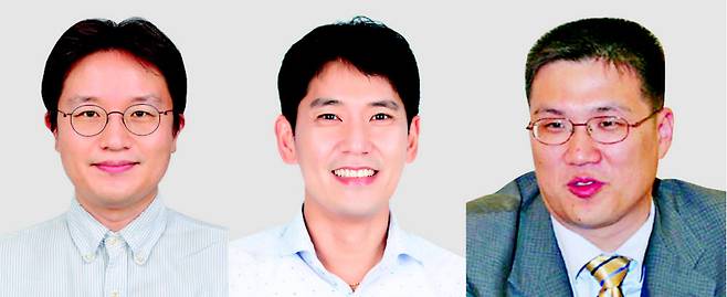 왼쪽부터 정승철 삼성전자 전문연구원, 김상준 삼성전자 마스터, 함돈희 삼성전자 펠로