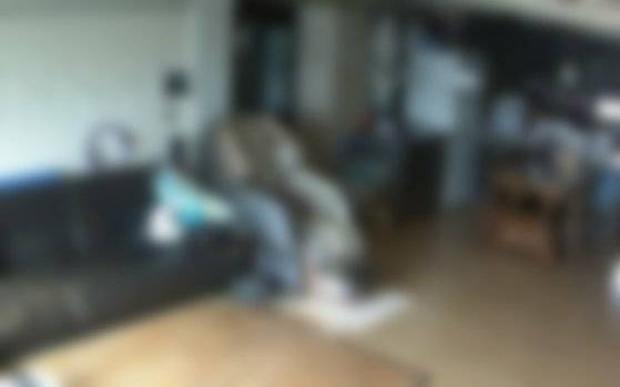 A홈페이지를 통해 중계되고 있는 한 가정의 IP캠. [A사이트 캡처]