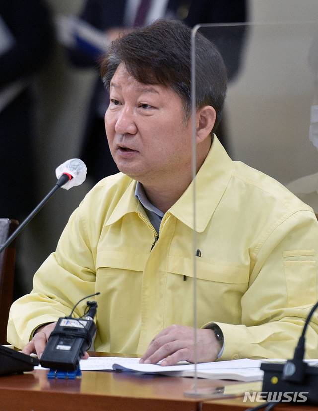 [대구=뉴시스] 권영진 대구시장. 뉴시스DB. 2022.01.13. photo@newsis.com