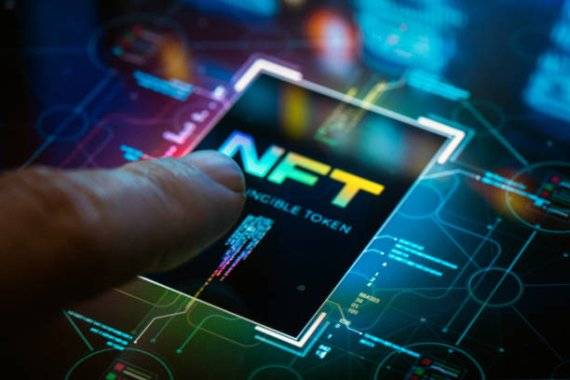 비트코인(BTC), 이더리움(ETH) 등 가상자산을 전면 금지하고 있는 중국 정부가 대체불가능한토큰(NFT)는 집중 육성에 나설 움직임을 보이고 있어 관심이 집중된다.