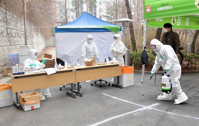 코로나19&nbsp; &nbsp; &nbsp;쿠키뉴스DB