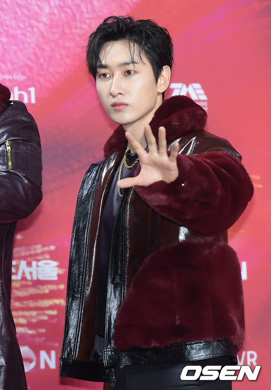 [OSEN=조은정 기자]그룹 슈퍼주니어 은혁이 포즈를 취하고 있다. /cej@osen.co.kr