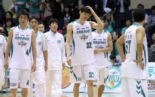 농구는 야구 축구와 달리 어떻게 해서든 승부를 낸다. 2009년 1월 21일 프로농구 동부 선수단은 삼성과 사상 처음으로 5차 연장(동부가 135-132로 승리)까지 가는 사투를 벌이기도 했다. 스포츠동아 자료사진