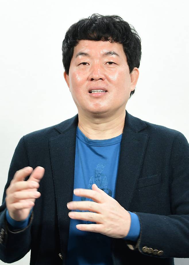 세계문학상 수상자 고요한 작가. 이재문 기자