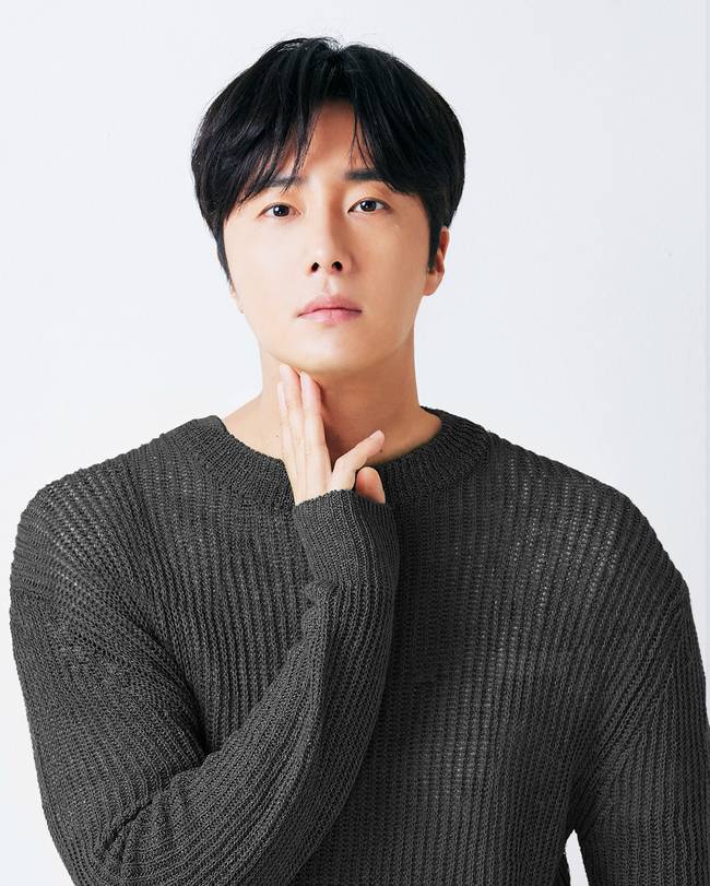 정일우, 9아토엔터테인먼트