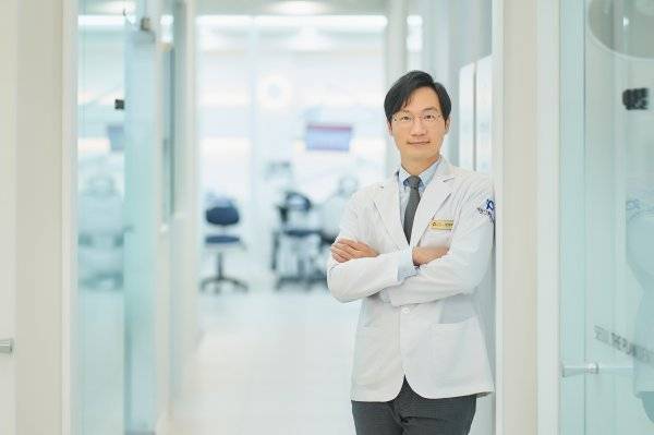 서울더플랜치과 문형욱 대표원장