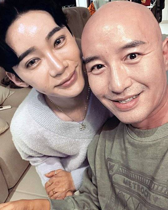 고(故) 프로배구 선수 김인혁, 방송인 홍석천. [홍석천 인스타그램 캡처]