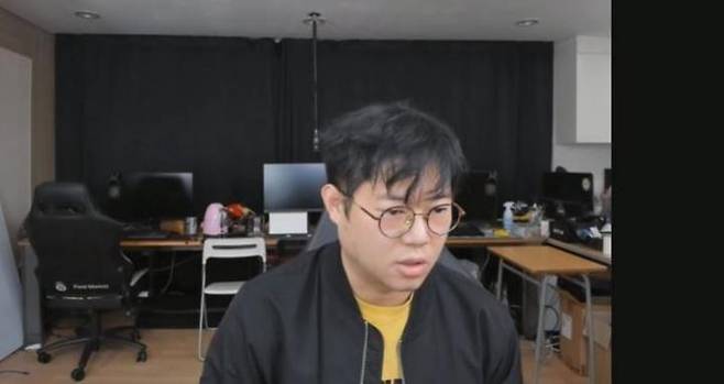 [서울=뉴시스] 감스트 2021.01.25.(사진=감스트 아프리카TV 방송 캡처) photo@newsis.com *재판매 및 DB 금지