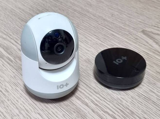 텐플 무선 만능 리모컨과 함께 이용할 만한 ‘텐플 스마트 홈 카메라’