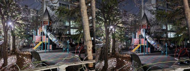 삼성전자 스마트폰 ‘갤럭시노트10+’(왼쪽)와 ‘갤럭시S22 울트라’로 촬영한 사진.ⓒ데일리안 김은경 기자