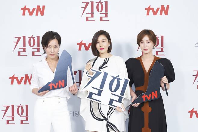 ▲ 이혜영, 김하늘, 김성령(왼쪽부터). 제공| tvN