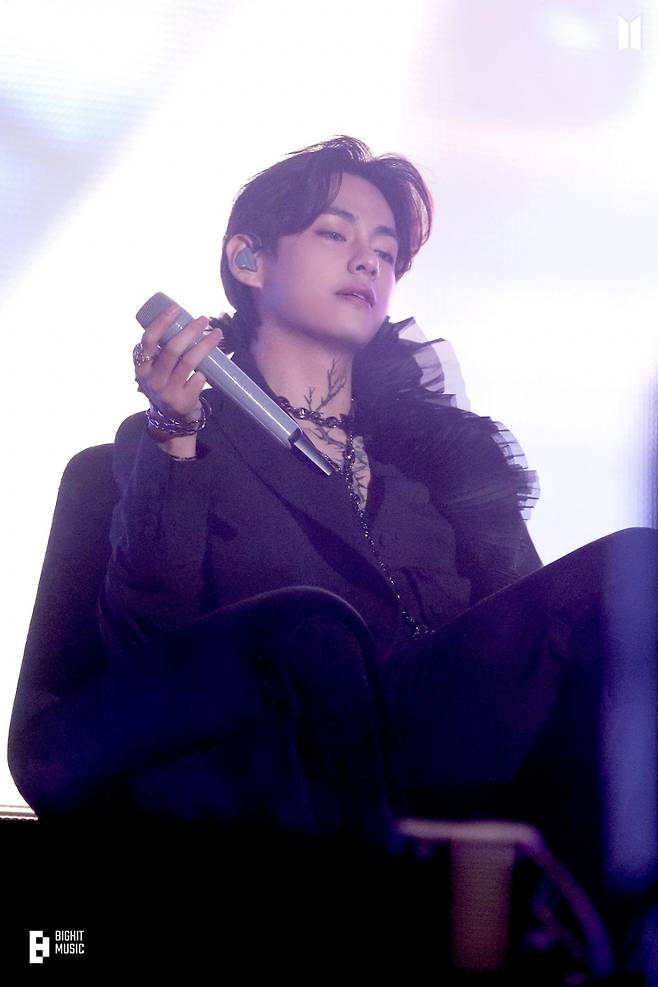 방탄소년단 뷔, 페이스북 직캠 新기록..'원톱 직캠제왕'