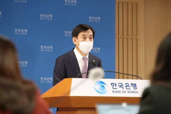 이주열 한국은행 총재가 24일 오전 서울 중구 한국은행에서 열린 통화정책방향 기자간담회에서 발언하고 있다.(출처: 한국은행)