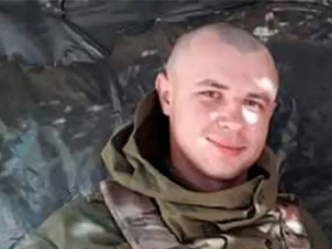 우크라이나 해병대 공병인 비탈리 샤쿤 볼로디미로비치는 러시아군 진격을 막기 위해 지뢰를 설치한 뒤 자폭했다. 그의 희생으로 러시아군의 진격속도는 현저히 낮아졌다.