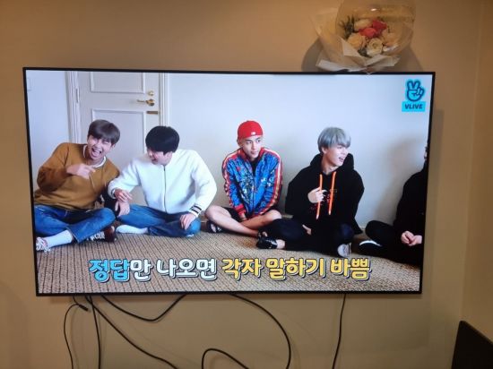 '달려라방탄' 채널의 방송 중 한 장면
