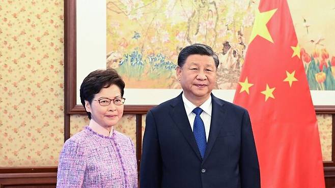 시진핑 중국 국가주석과 캐리 람 홍콩 행정장관