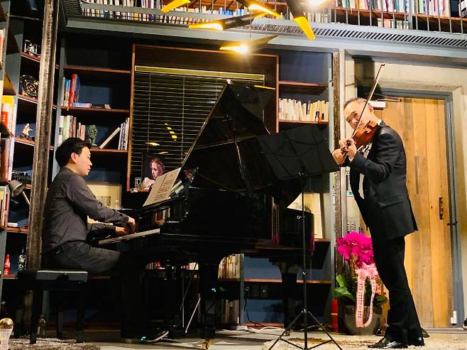 고 김정주 이사 지인 제공