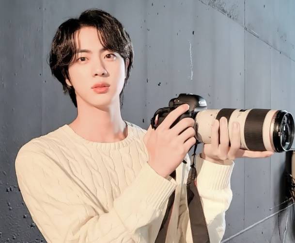 '메가 인플루언서' 방탄소년단 진, 인스타그램 3000만 팔로워 돌파..3월 1주차 韓 '톱 인플루언서' TOP2