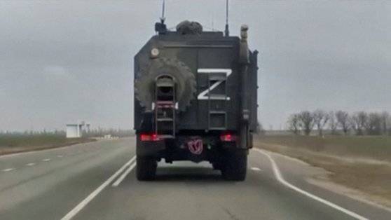 Z 표시가 있는 러시아 군용 트럭. 로이터=연합뉴스