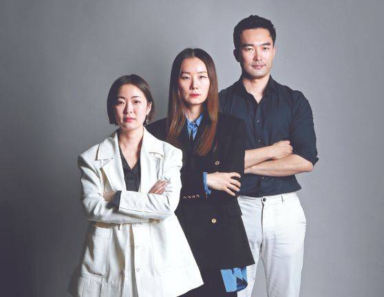 ‘분더캄머’ 신혜영, ‘잉크’ 이혜미, ‘라이’ 이청청 디자이너.(왼쪽부터) 신인섭 기자