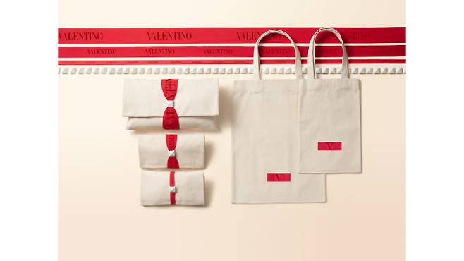 발렌티노 뷰티 시그니처 토트백 패키지
