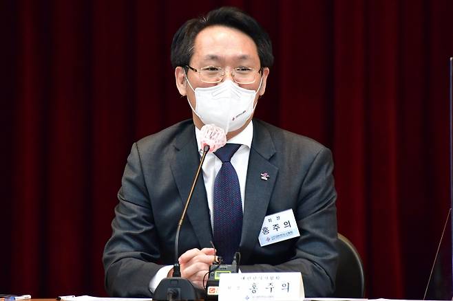 홍주의 대한한의사협회 회장이 지난1월14일 서울 강서구 대한한의사협회에서 열린 안철수 국민의당 대선 후보 정책간담회에서 인사말을 하고 있다./사진=뉴스1