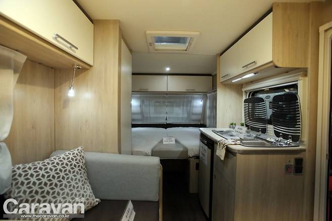 400급 카라반의 내부, 가장 기본적인 4인 구성