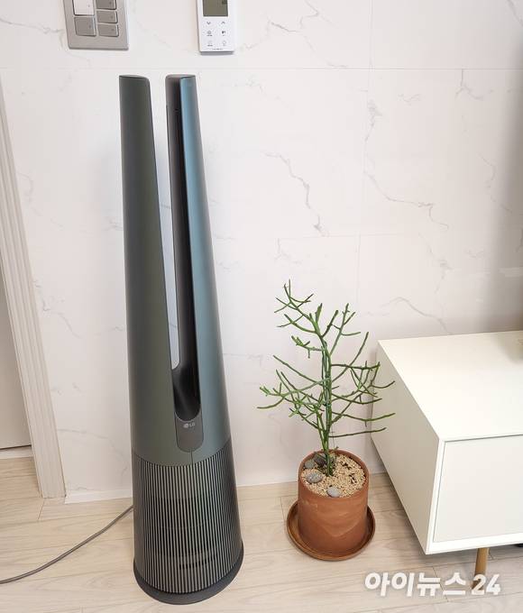 LG전자 'LG 퓨리케어 에어로타워' [사진=서민지 기자]
