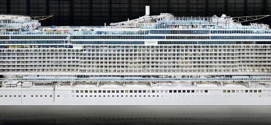 크루즈(Kreuzfahrt), 2020. [사진 ©안드레아스 거스키, 스푸르스 마거스]