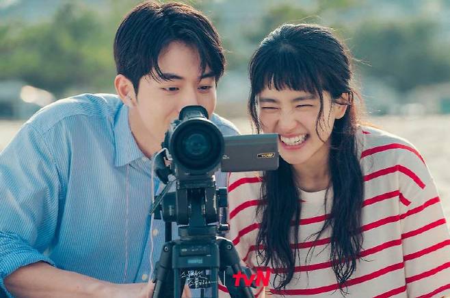‘스물다섯 스물하나’ 스틸컷(사진=tvN)