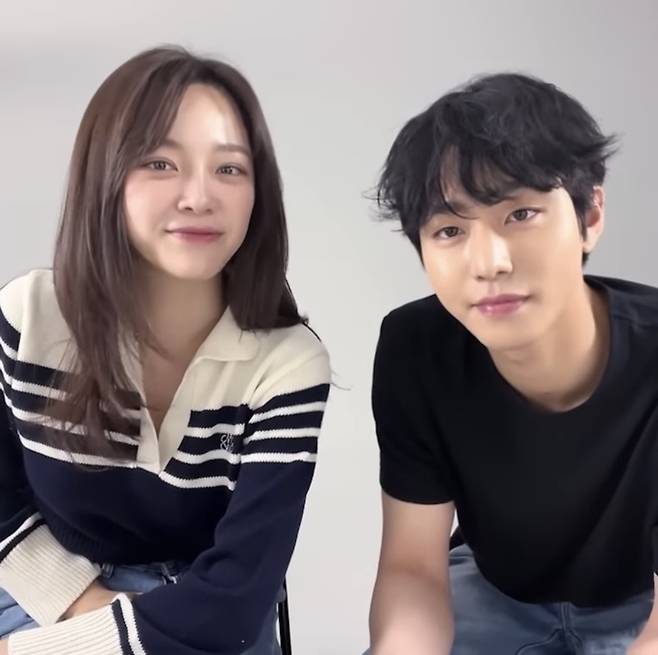 [서울=뉴시스] 가수 겸 배우 김세정, 배우 안효섭. 2022.04.04.(사진=인스타그램 캡처 제공) photo@newsis.com*재판매 및 DB 금지 *재판매 및 DB 금지