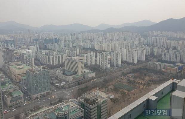 평촌신도시가 위치한 안양시 동안구 아파트 전경. 사진=오세성 한경닷컴 기자