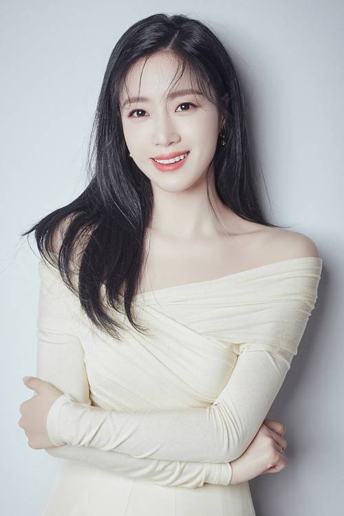 함은정 MC발탁 사진=매니지먼트 구