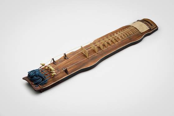 25현 가야금도, 산조아쟁도 전통 국악기 아냐.. 국악기 개량의 역사