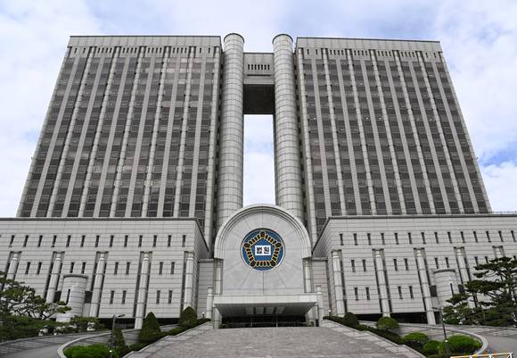 중국국저에너지화공집단(CERCG)의 자산담보부기업어음(ABCP) 부도 사건과 관련해 제기된 금융사간 부당이득금 반환 항소심 재판에서 양측이 날선 공방을 벌였다. 사진은 서울고등법원 전경. [사진=정소희 기자]
