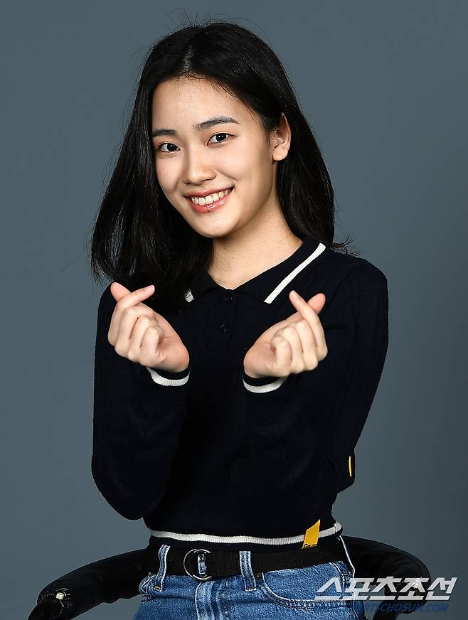 배우 황현정이 29일 스포츠조선과의 인터뷰에 앞서 포즈를 취하고 있다. 박재만 기자 pjm@sportschosun.com/2022.03.29/