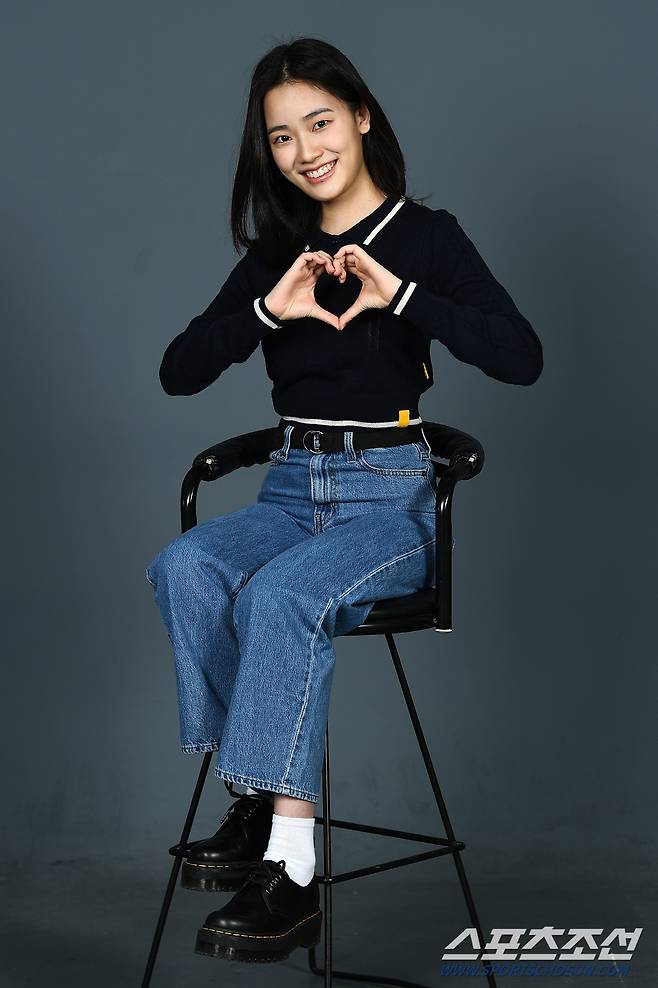 배우 황현정이 29일 스포츠조선과의 인터뷰에 앞서 포즈를 취하고 있다. 박재만 기자 pjm@sportschosun.com/2022.03.29/