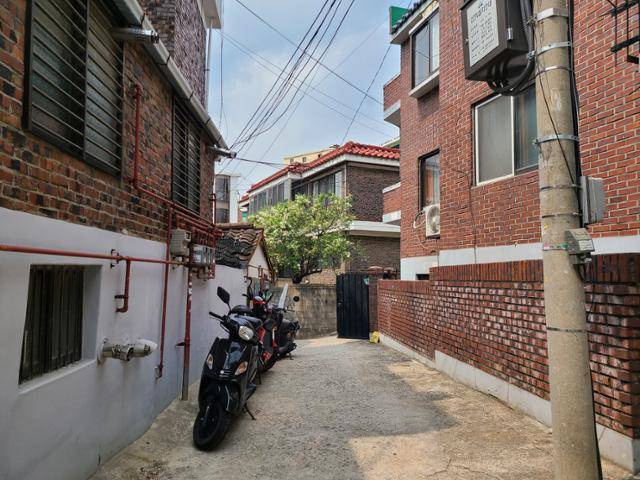 서울 용산구 보광동 한남2구역 재개발 지역. 이종섭 국방부 장관 후보자 딸은 2018년 9월부터 2021년 3월까지 이 일대에 주소지를 두고 있었다. 조소진 기자