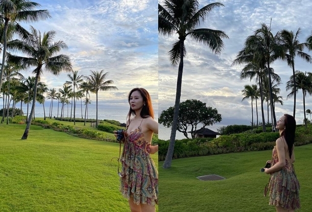 Kwon Yuri from the group Girls Generation told me about the pleasant daily life spent in Hawaii.Kwon Yuri posted several photos on his SNS on April 29 with the message Aloha from Yuri.In the photo, Kwon Yuri is walking around Hawaii with a camera, pictures with a relaxed atmosphere enjoying the natural scenery.Kwon Yuri is also walking around in a thin dress with exposed back and waist lines.Hawaiis hot weather is enjoying the look of the feminine does not miss the attention.Meanwhile, Kwon Yuri had left for Hawaii for overseas photo shoots.