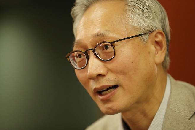 이상직 법무법인 태평양 변호사가 지난달 29일 서울 코리아나호텔에서 조선비즈와 인터뷰를 갖고 있다. /남강호 기자