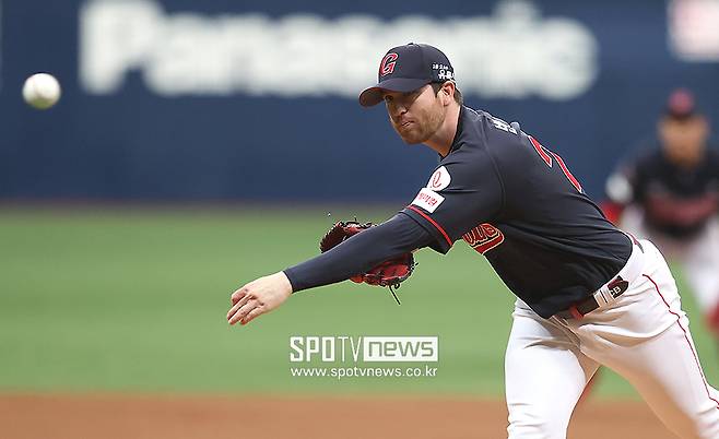 ▲ 롯데 외국인 투수 찰리 반즈 ⓒ곽혜미 기자