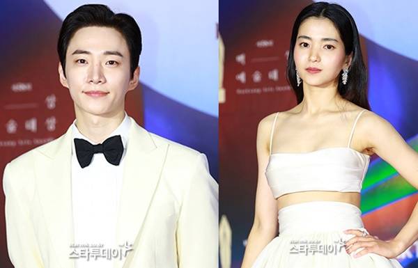 이준호, 김태리(왼쪽부터). 사진｜백상예술대상 사무국